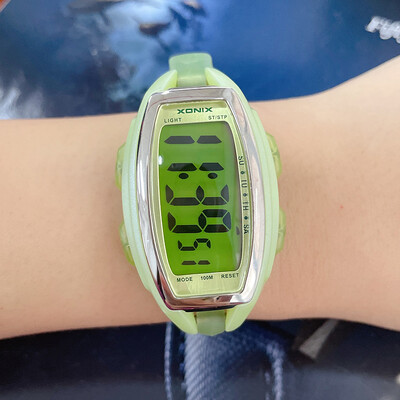 XONIX Ženski višenamjenski personalizirani studentski noćni sjaj Vodootporni studentski plivački budilica Elektronički sat LE