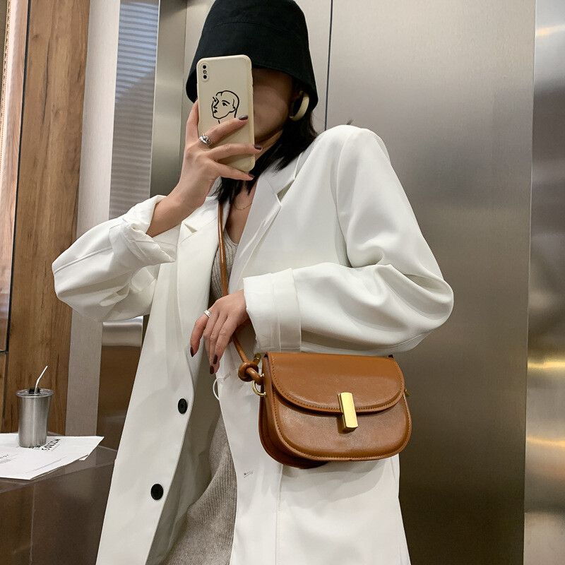 Retro torbe preko ramena Ženske torbe Moda 2022 New Trendy Tide Net Red Trend ins Sedle Bag Torba na rame