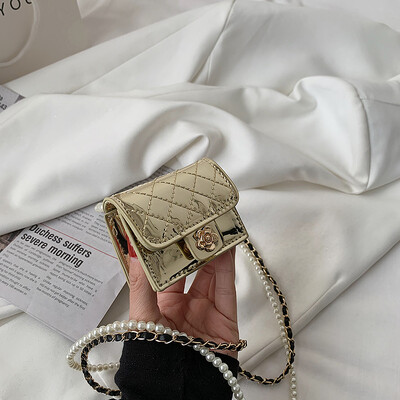 2024. Luksuzna mini kožna torba Ženska viseća torba oko vrata Kamelija Torbica Romb Slušalice/ruž za usne/Ključevi Torba s bisernim lancem Torbica oko struka