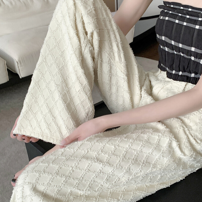 Bijele traperice visokog struka s dijamantnim cvjetnim kockicama za žene, novo proljeće 2024., široke hlače s jacquard dizajnom