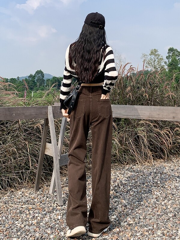 2023. aasta sügise ja talve telliskivipunane kõrge vöökoht, sirge jalg, laia säärega teksad Naiste avarad püksid, mis näitavad õhuke ja kõrge välimust