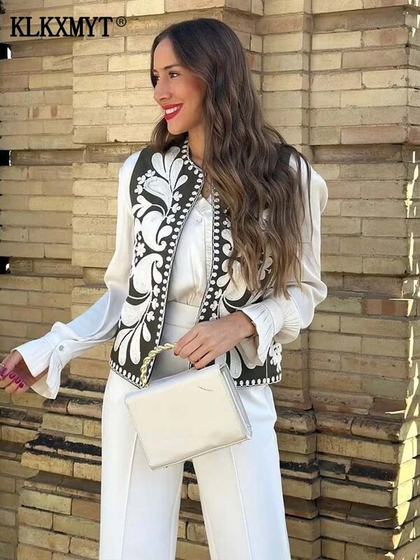 TRAF 2024 naiste vintage lilltikandiga lühike vestiga jakk Naiste rahvuslikus stiilis vestid naistele vabaaja šikkad vöötopid