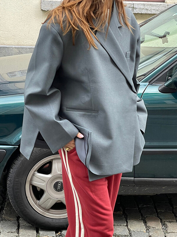 Naiste vabaaja ülikond, bleisermantel, naiste ülisuur topeltnööbiga sälkudega külgmine lõhikuga jope, naiste 2024. aasta sügisene kontori õlakaitsmed