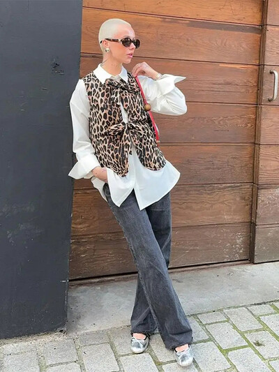 Leopardimustriline vibu, pits-up vest, naiste vaba varrukateta V-kaelusega 2024. aasta kevadmood naiste kontorirõivad.