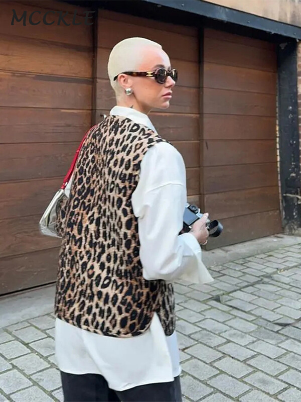 Leopardimustriline vibu, pits-up vest, naiste vaba varrukateta V-kaelusega 2024. aasta kevadmood naiste kontorirõivad.