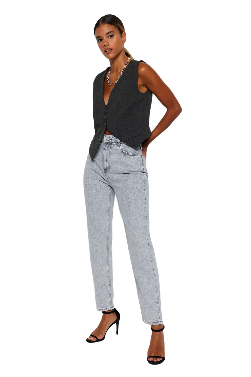 TRENDYOLMİLLA Дамски дънки Straight Mom Trendyol с висока талия от деним