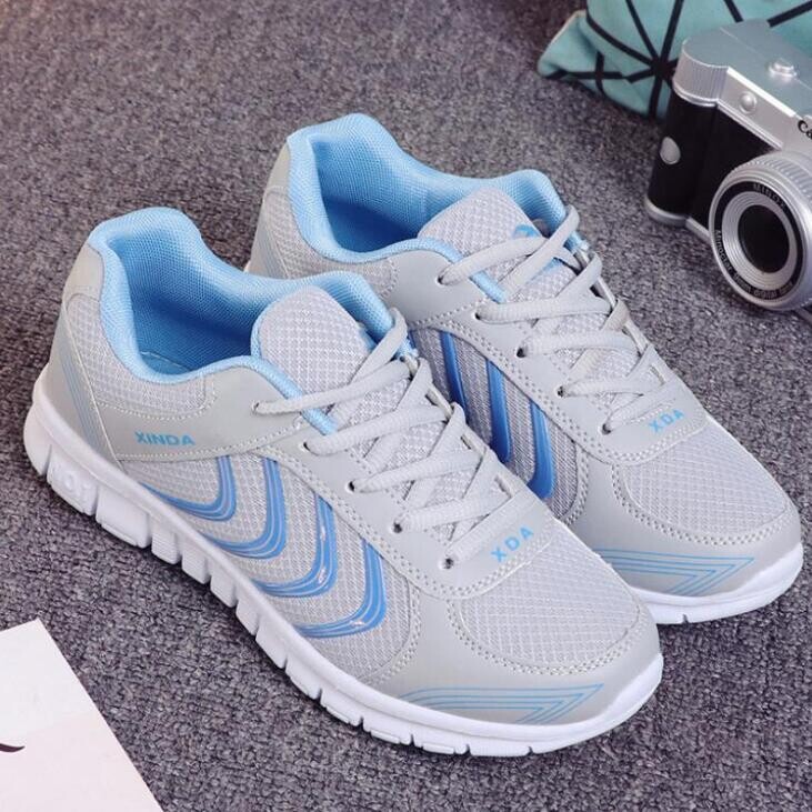 Tossud Naiste kingad Zapatillas Mujer hingav võrk Kerged naiste jalanõud vabaajajalatsid Naiste tossud platvormkingad