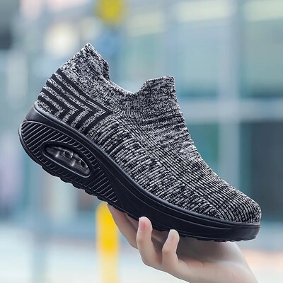 Naiste tossud, platvorm, helebeežid kingad, vabaaja, paksud mustad tossud, naiste trendikad vulkaniseeritud kingad