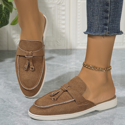 Nove ležerne natikače s ravnim dnom Loafers s resicama Modne ženske jednostruke cipele Marka Papuče s metalnom kopčom Udobne natikače