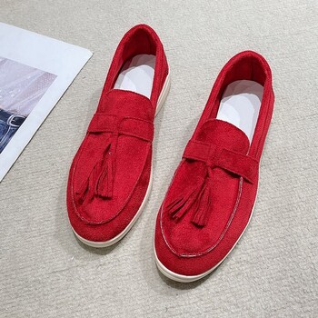 Νέα Suede Flat Παπούτσια Γυναικεία Loafers Walk Moccasin Metal Lock Φούντα Μαλακή σόλα Mules Αιτιώδης ολίσθηση στα παπούτσια Μονά παπούτσια