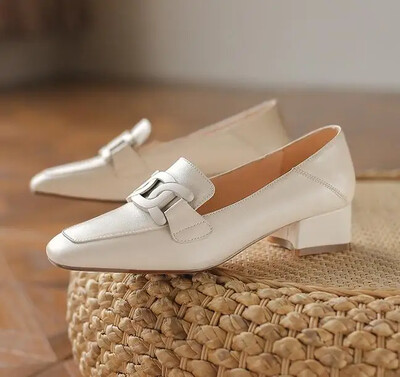 RYAMAG Mocasini de dama Pantofi plati retro noi Mocasini Triomphe Slip-on Pantofi plati de dama cu cap patrat pantofi plat cu toc mic de lux