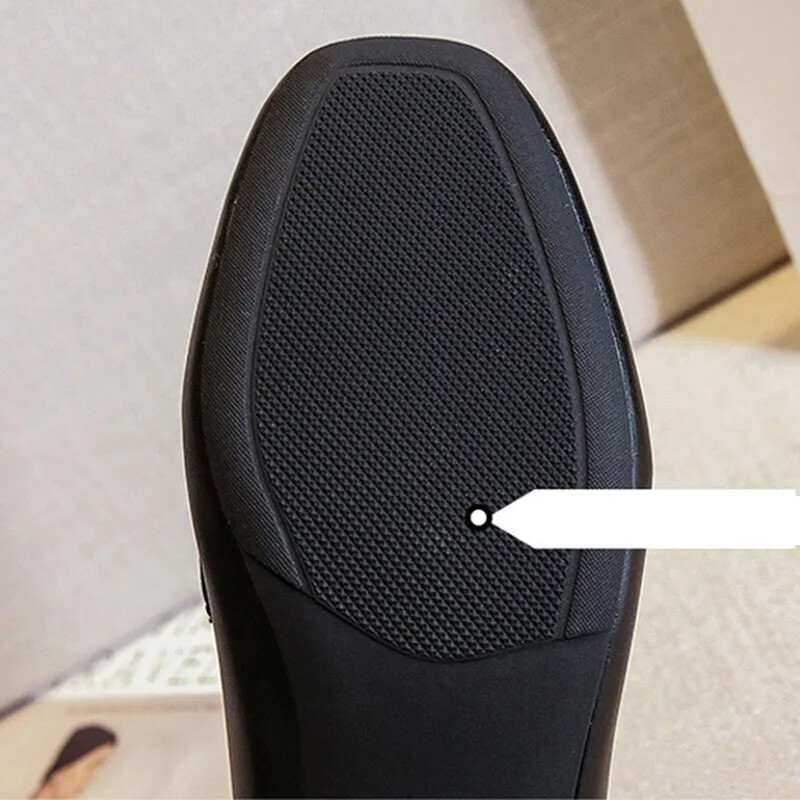 2024 Ženske elegantne cipele s visokim petama od 3 cm s četvrtastim prstima Ženske cipele s metalnom kopčom Luksuzni brend Dizajnerske niske potpetice Ženske retro natikače Cipele