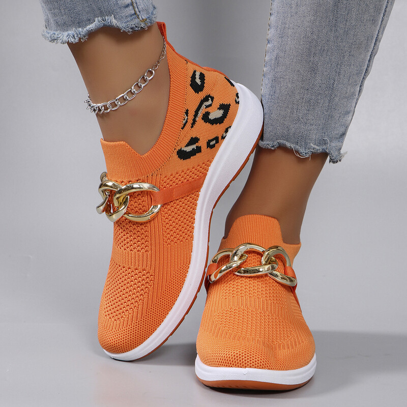 Kevadised uued naiste spordijalatsid, moodsad, hingavad, kerged, libisemiskindlad, kulumiskindlad, vabaaja spordijalatsid, lamedad kingad