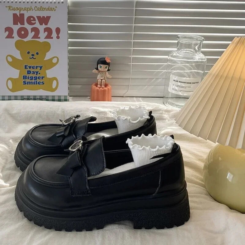 Naiste kõrged kontsad Mary Janes kingad Lolita kleit kingad Naiste sügiskingid Naiste disainer Kevad uued kõndimispumbad Zapatillad