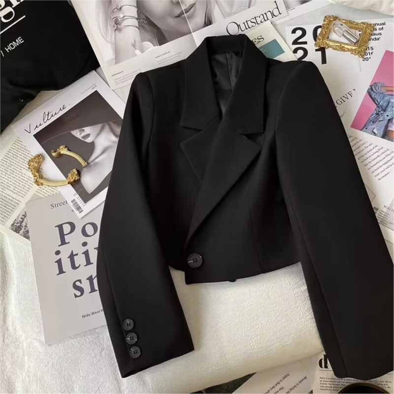 Moda coreeană Blazere albe elegante Crop Tops 2023 Jachete pentru femei Blazer casual cu mânecă lungă, cu cataramă, haină simplă