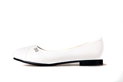 Suur suurus 47 Mood naiste tasapinnalised kingad Kevadised naiste balletikingad Ümmargune varbaosa Tahke must valge vabaajatöö jalanõud naistele