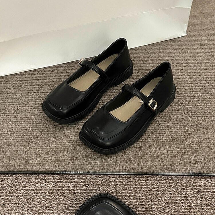 Naiste Derby jalatsid Sügis Modis Karusnahaga Naistejalatsid Vabaaja tossud, kandiline varvas, madal suu, nahk, sügis 2024 libisemine-