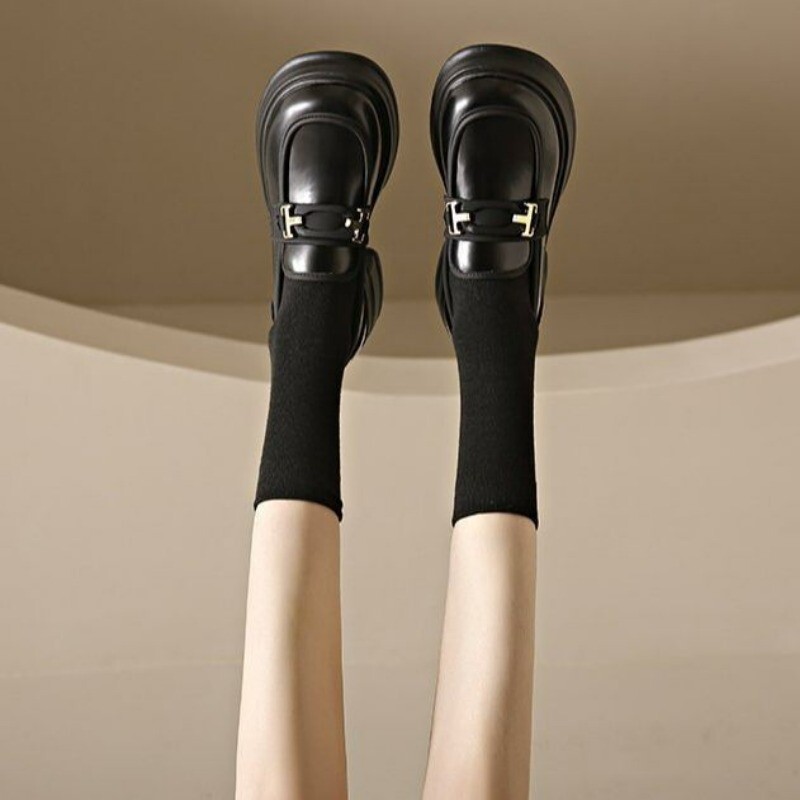 Ležerne ženske cipele Ženske cipele Plitke crne oksfordice s ravnim potplatom Svestrane okrugle vrhove Klompe s debelim potplatom Mokasine u britanskom stilu