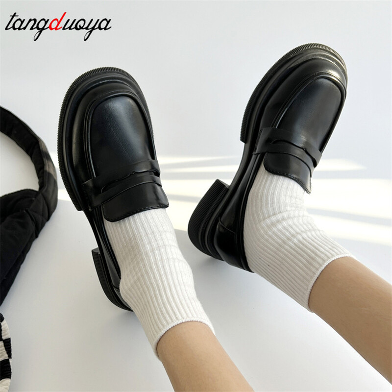 mary jane lolita Oxfordi jalanõud naiste kingad Naise kandilised platvormkingad ümmargused jalanõud täisnahast vabaajajalatsid