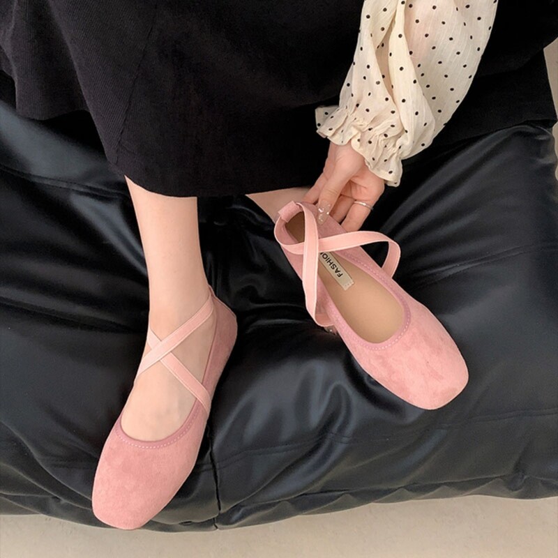 Nove baletne cipele za proljeće ljeto 2024. Ženske cipele Retro cipele Mary Jane s četvrtastim prstima s plitkim ustima Nove ženske mokasine s križem