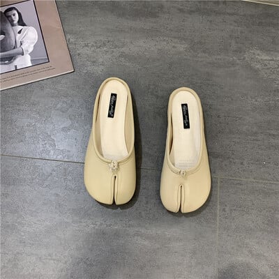 Pantofi Tabi Ninja în stil japonez pentru femei Pantofi confortabili din piele Mocasini cu vârful copitei despicați Mocasini pentru femei Pantofi balerină