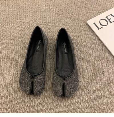 Pantofi Tabi Ninja în stil japonez pentru femei Pantofi confortabili din piele Mocasini cu vârful copitei despicați Mocasini pentru femei Pantofi balerină