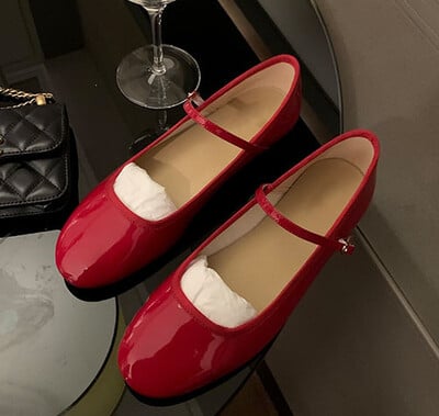 Baleturi din piele strălucitoare Pantofi de balet pentru femeie cu cureaua Lolita Flats Mary Janes femei mocasini cu vârf rotund Balerini Mirese Mocazin