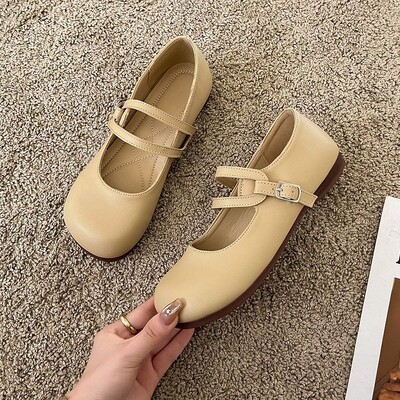 Naiste ümmarguse varbaga kingad 2024 Gooti valge Mary Jane Flats Naiste suvejalatsid Mokassiinid Must Jaapani stiilis Lolita Cute 39