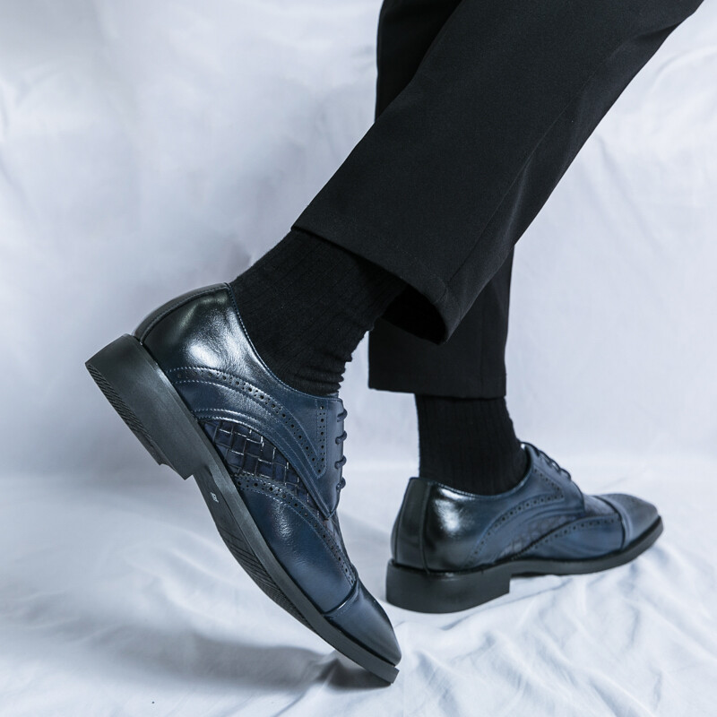 Muške cipele s brogovima od tkane zrnate kože Muške cipele na vezivanje za svadbene zabave Muške poslovne uredske oksfordice na ravnoj bazi