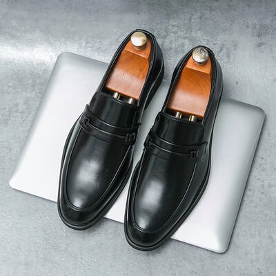 Pantofi de piele clasici de moda Pantofi de piele pentru barbati cu varf ascutit Imbracaminte formala de afaceri Pantofi de piele pentru birou Pantofi casual pentru barbati