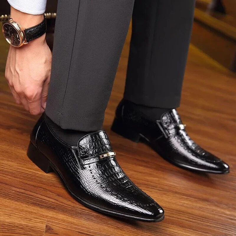 Klassikalised kleitkingad meestele Nahast kingad PU krokodill Business Casual pidulikud tossud suures kontoris Oxfordi pulmapidu