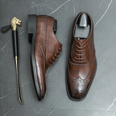 Nou în maro, pantofi brogue pentru bărbați, cu șireturi negre, cu vârful pătrat, pantofi de nuntă pentru petrecere, pantofi pentru bărbați, mărimea 38-46