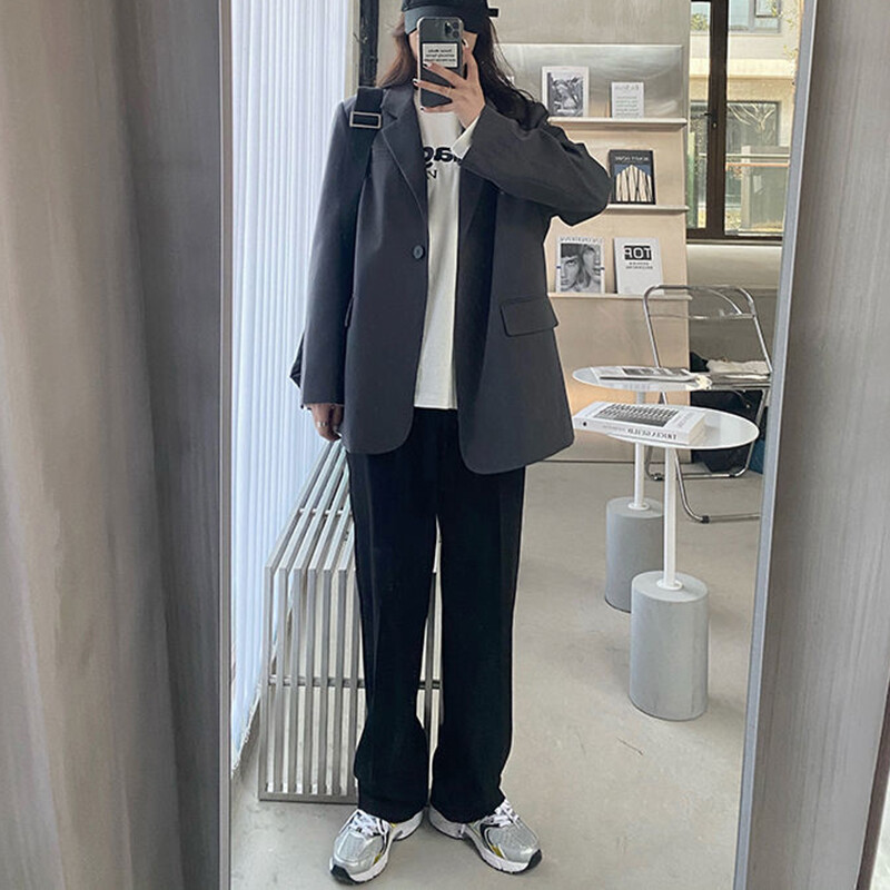 Lucyever Senior Сив блейзър за жени Корейски стил Свободен костюм с дълъг ръкав Палто Жена 2024 Пролет Ново ежедневно яке с едно копче
