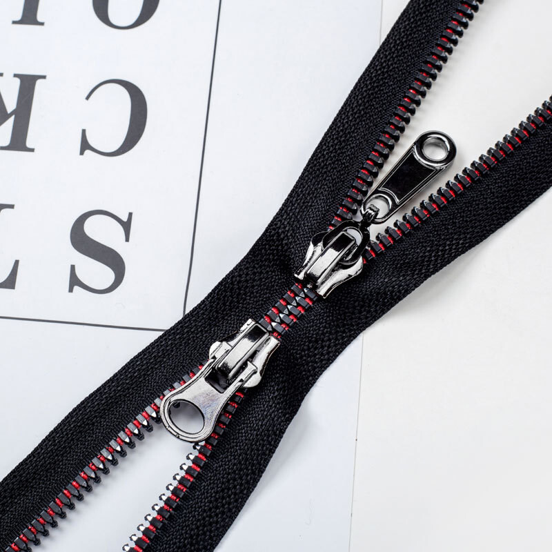 Taškinis pavyzdys Nr. 8 dervos kukurūzų danties užtrauktukas, šlifuojantis viena eilė violetinė raudona dugnas dvigubai atvira uodega 120 cm pūkinės striukės užtrauktukas