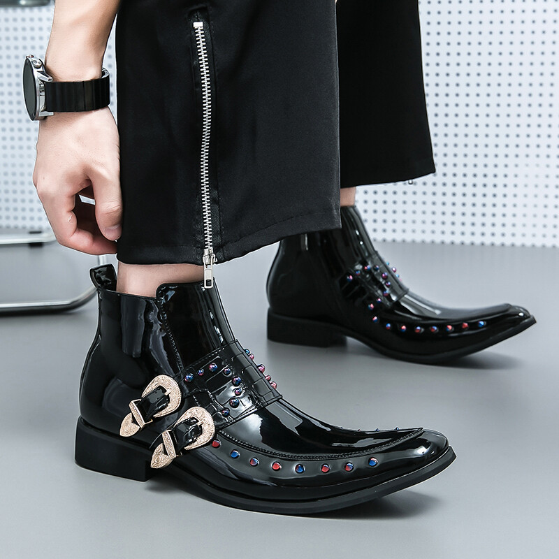 Botine noi pentru bărbați, ascuțite, aurii, cu nituri negru, Chelsea, cu curele de călugăr, de designer britanic, tendințe, pantofi punk rock