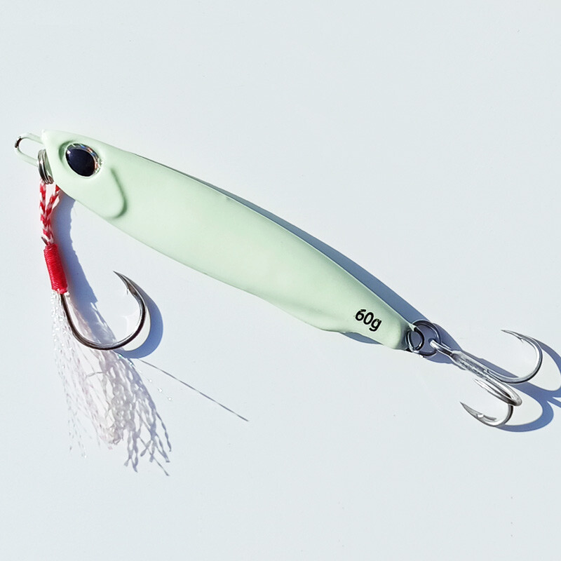 1tk 15g20g25g30g40g50g60g Glow Cast Fishing Bait Helendav Metallist Sea Bass Snapper Fishing Lure pesca Jigging Lure Sea