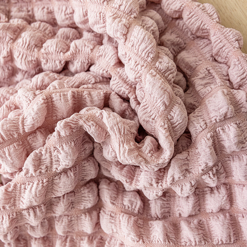 Seersuckeri toolikatted koos seelikuga, suured elastsed kodumunandid, katted, söögilaud, veniv kate peo banketi kaunistamiseks