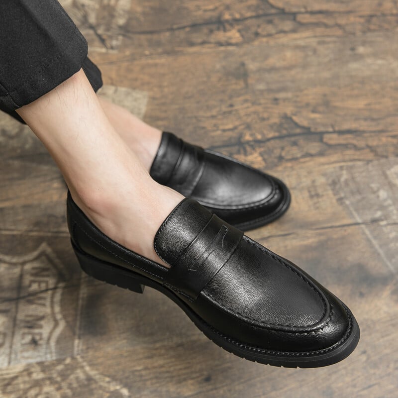 2024. aasta uus BritishStyle vabaajakleit Nahast kingad Klassikalised nahast ComfyDrive’i paadikingad Moodsad meeste püksid Klassikalised