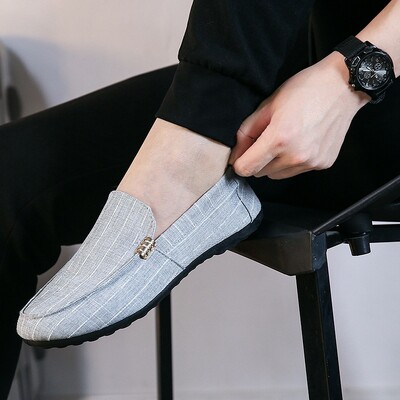 Muške natikače Proljeće Ljeto Muške cipele Ležerne cipele za hodanje Lagane platnene cipele za mlade Muška prozračna modna ravna obuća za čamce