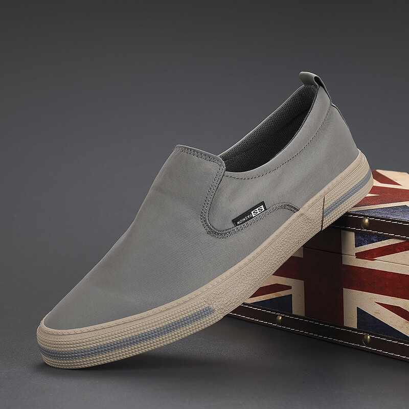 Muške cipele 2024 Nove muške ležerne tenisice Mekane prozračne platnene cipele Sportske tenisice za dječake Udobne muške udobne cipele za čamac Lazy