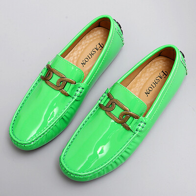 Visokokvalitetne lakirane muške cipele za slobodno vrijeme Marka obuće za vožnju Muške mokasine s krokodilskim uzorkom za muškarce Ravne cipele s mokasinima