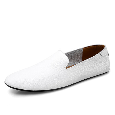 Moodsad meeste vabaaja korterid ehtsast nahast meeste jalavarjud, pehme tallaga mokassiinid, libisemiskindlad sõidujalatsid Krokodillimustriga paadikingad