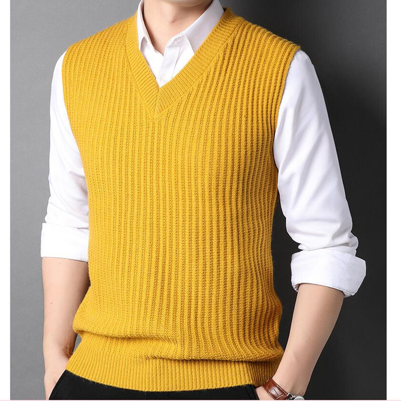 2024 Pulover Vest Muškarci Plus Size S-4XL Proljeće Jesen Preveliki muški prsluci Jednobojni Jednostavni Višeslojni V-izrez Parovi Retro kaki mekani