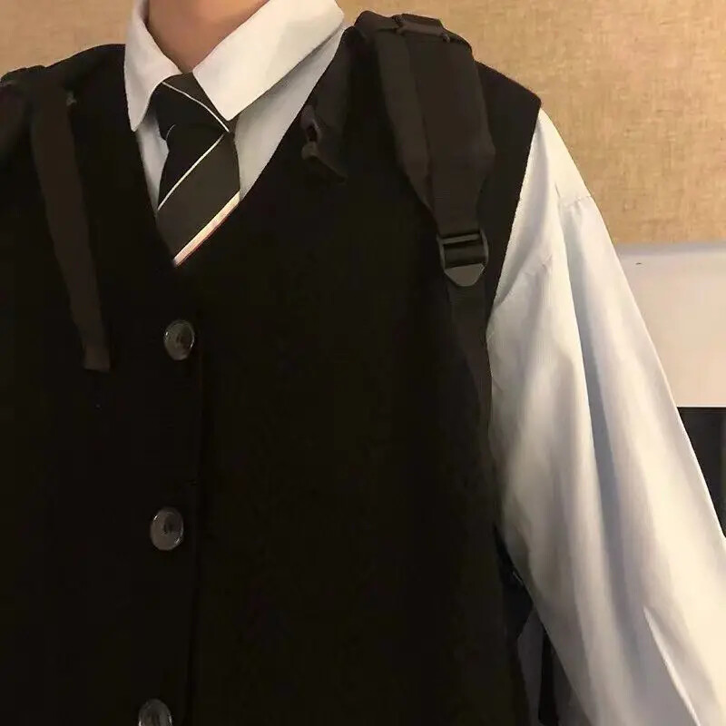 Muška odjeća Prsluk bez rukava Pleteni džemperi za muškarce Dugmad Kardigan s prorezom Crveni prsluk Velika pletiva velike veličine X Novo u topovima