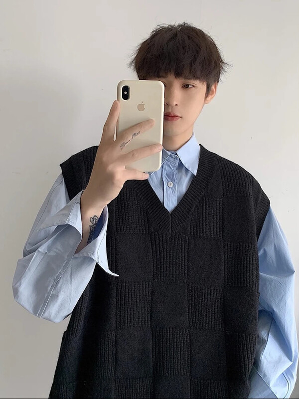 Varrukateta silmkoelised kampsunid meestele Must V-kaelusega vest meeste riided vest 100 puhas kašmiir XS villane jaapani harajuku mood