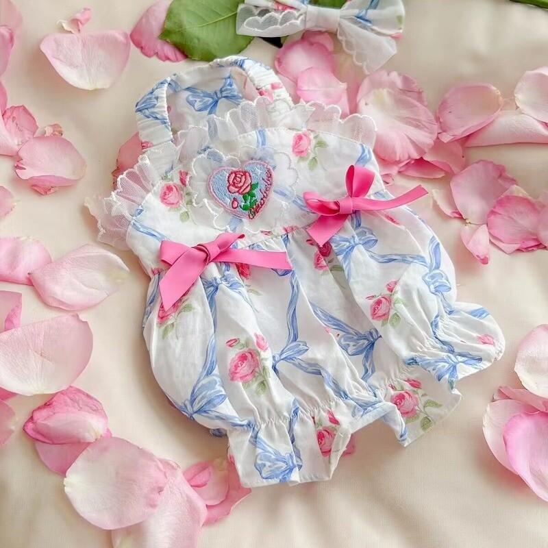 Odjeća za pse Plava cvjetna naramenica Kratka suknja princeze Ljetna ženska mašna Bundeva Sling suknja Dva stopala Teddy srednje haljine za štene