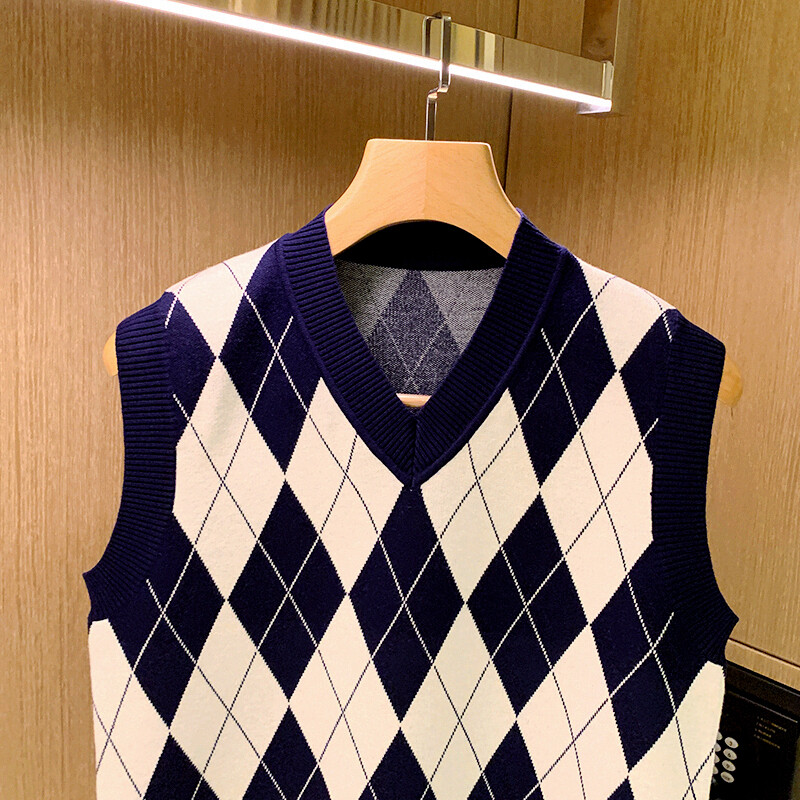 2024 uued meeste kevad-sügis kontrastvärvi ruuduline vest Meeste äri kootud vest meeste V-kaelusega kampsun varrukateta topid K468