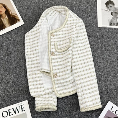 Društveni temperamentni karirani mali mirisni stil jakne za žene Nova modna kratka majica s bisernom kopčom od grubog tvida