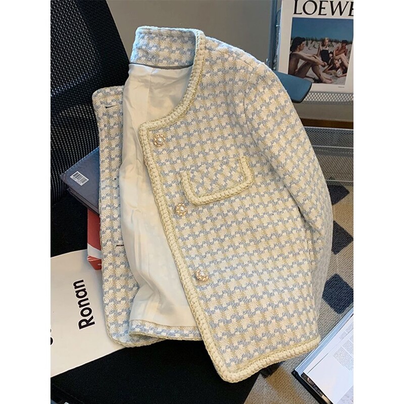 Društveni temperamentni karirani mali mirisni stil jakne za žene Nova modna kratka majica s bisernom kopčom od grubog tvida