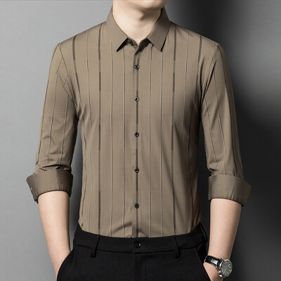 2024. aasta kevad, õmblusteta meeste vertikaalne triibuline särk, ruudu kaelusega avara liibuv äriline vabaaja pikkade varrukatega särk M-4XL